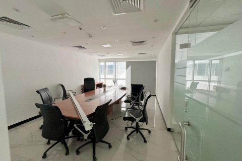 Oficina en Dubai, 420.9 m², № 69070 - foto 7