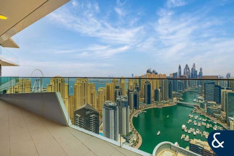 Penthouse in Dubai Marina, Dubai 4 bedrooms, 350 sq.m. № 75455 - photo 1