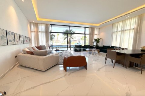 Villa in Al Barari, Dubai 5 bedrooms, 1311.6 sq.m. № 7064 - photo 9