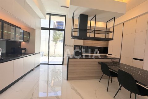 Villa in Al Barari, Dubai 5 bedrooms, 1311.6 sq.m. № 7064 - photo 13