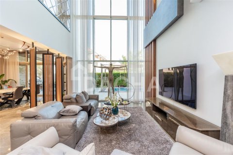 فيلا في دبي 5 غرف نوم , 715.3 م² رقم 7065 - صورة 6