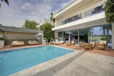 Villa à FIVE Palm Jumeirah, Palm Jumeirah, Dubai, 5 chambres, 1143.2 m², № 7075 - photo 18