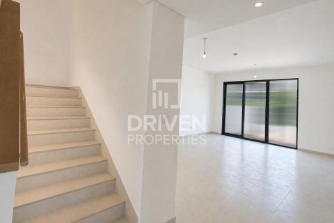 Maison de ville à Jebel Ali, Dubai, 4 chambres, 345.6 m², № 136908