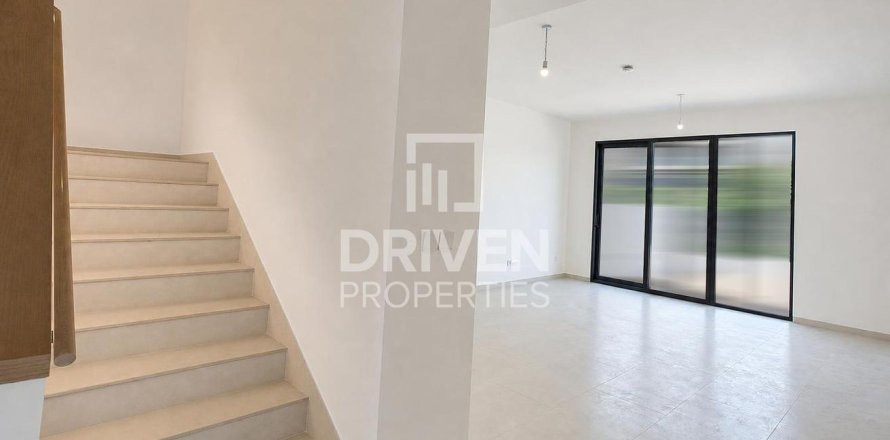 Maison de ville à Jebel Ali, Dubai, 4 chambres, 345.6 m², № 136908