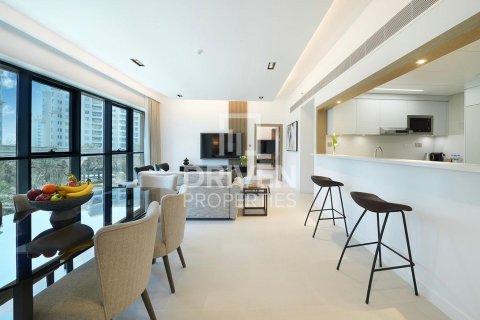 Apartment in Palm Jumeirah, Dubai 2 bedrooms, 165.65 sq.m. № 136907 - photo 2
