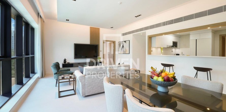 Apartment in Palm Jumeirah, Dubai 2 bedrooms, 165.65 sq.m. № 136907