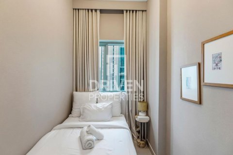 Appartement à Boulevard Central Towers, Downtown Dubai (Downtown Burj Dubai), Dubai, 2 chambres, 122.91 m², № 136899 - photo 17