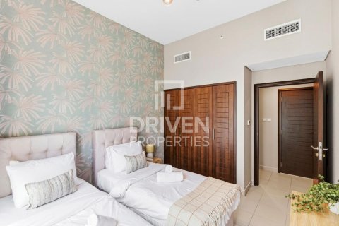 Appartement à Boulevard Central Towers, Downtown Dubai (Downtown Burj Dubai), Dubai, 2 chambres, 122.91 m², № 136899 - photo 13