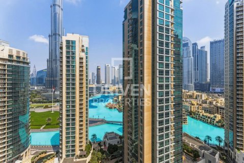 Appartement à Boulevard Central Towers, Downtown Dubai (Downtown Burj Dubai), Dubai, 2 chambres, 122.91 m², № 136899