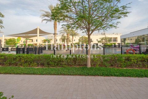 Adosado en Town Square, Dubai, 3 dormitorios, 211.33946052 m², № 63478 - foto 15