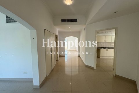 Villa en Meadows 1, Meadows, Dubai, 4 dormitorios, 336.68047200 m², № 63476 - foto 2