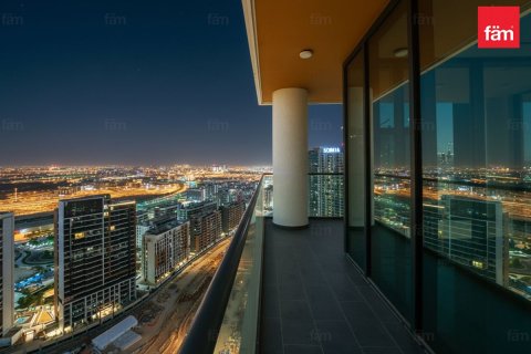 Apartment in Dubai 4 bedrooms, 218.6 sq.m. № 55809 - photo 29