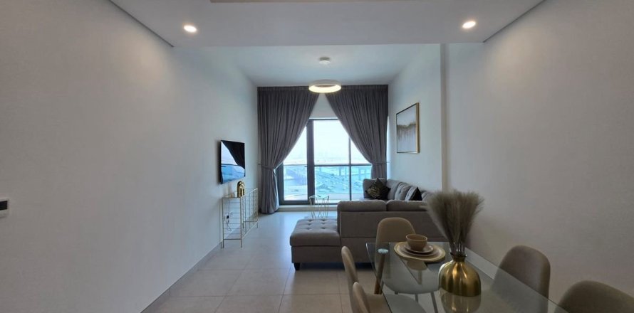 Квартира в Бизнес-Бэе, Дубай, 1 спальня, 72.7м², № 55810