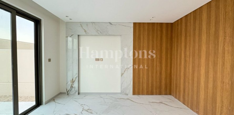 Adosado en Hillside at Jumeirah Golf Estates, Jumeirah Golf Estates, Dubai, 3 dormitorios, 203.736 m², № 12638