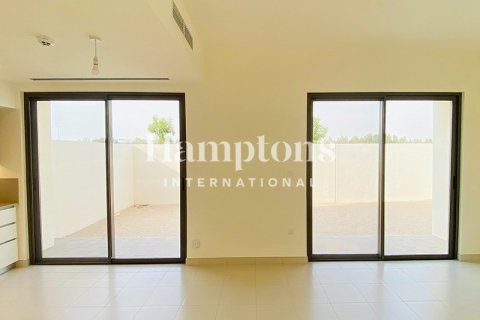 Townhouse in Dubai South (Dubai World Central), Dubai 4 bedrooms, 217.47012949 sq.m. № 114286 - photo 2