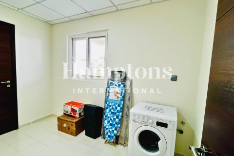 Снять в аренду таунхаус в Дубае: 3 спальни, 174.82951055м², № 70881 - фото 7