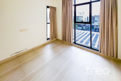 Townhouse in DAMAC Hills (Akoya by DAMAC), Dubai 4 bedrooms, 190.92 sq.m. № 134546 - photo 14
