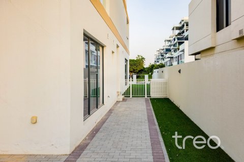 Townhouse in DAMAC Hills (Akoya by DAMAC), Dubai 4 bedrooms, 190.92 sq.m. № 134546 - photo 3
