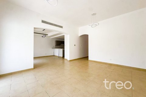 Villa in Arabian Ranches, Dubai 3 bedrooms, 244.15 sq.m. № 134545 - photo 18