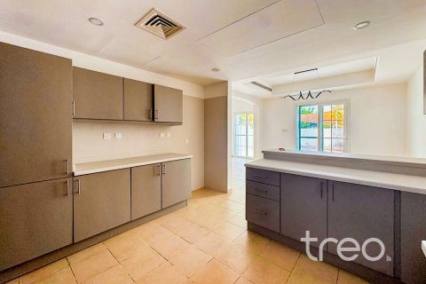 Villa in Arabian Ranches, Dubai 3 bedrooms, 244.15 sq.m. № 134545 - photo 5