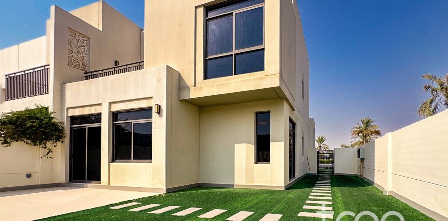 Townhouse in Noor Townhouses, Town Square, Dubai 4 bedrooms, 219.53 sq.m. № 134539