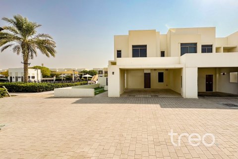 Townhouse in Noor Townhouses, Town Square, Dubai 4 bedrooms, 219.53 sq.m. № 134539 - photo 2