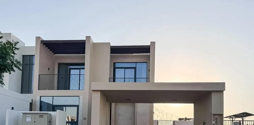 Вилла в Дубае, 4 спальни, 231м², № 91965