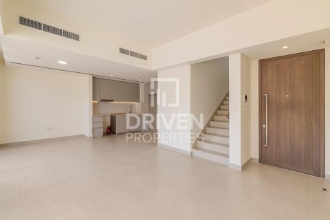 Таунхаус в The Valley, Дубай, 3 спальни, 174.01м², № 138471