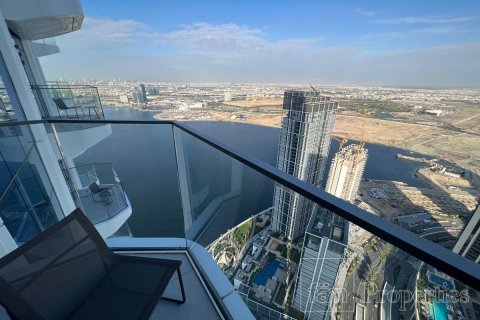 Apartment in Dubai 3 bedrooms, 148.5 sq.m. № 4398 - photo 1