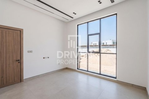 Villa in Nad Al Sheba 1, Nadd Al Sheba, Dubai 3 bedrooms, 250.84 sq.m. № 143078 - photo 16