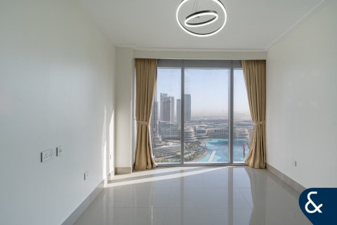 Apartment in Burj Khalifa, Dubai 2 bedrooms, 127 sq.m. № 98342 - photo 12