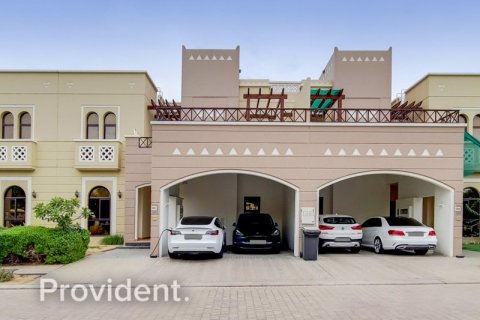 Villa à Mudon, Dubai, 4 chambres, № 3250 - photo 1