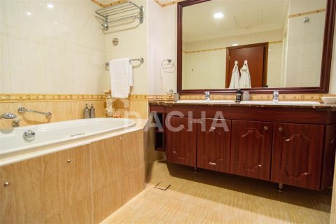 Apartment in Kempinski Palm Residence, Palm Jumeirah, Dubai 3 bedrooms, 235.6 sq.m. № 3247 - photo 12
