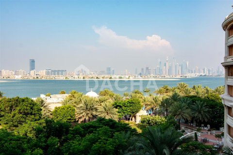 Apartment in Kempinski Palm Residence, Palm Jumeirah, Dubai 3 bedrooms, 235.6 sq.m. № 3247 - photo 1