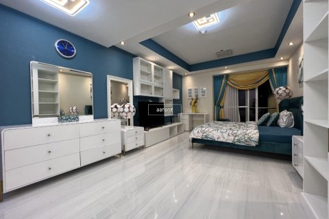 Apartment in Jumeirah Lake Towers, Dubai 5 bedrooms, 573.1 sq.m. № 10876 - photo 20