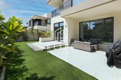 Villa in Maple at Dubai Hills Estate, Dubai Hills Estate, Dubai 5 bedrooms № 85442 - photo 2