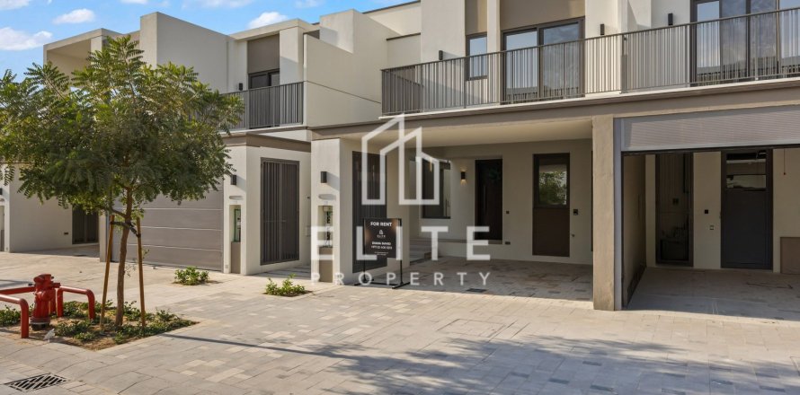 فيلا في دبي 3 غرف نوم رقم 85443