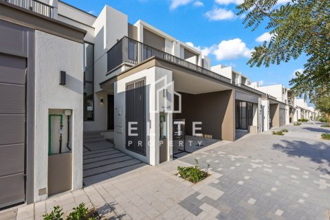 فيلا في دبي 3 غرف نوم رقم 85443 - صورة 2