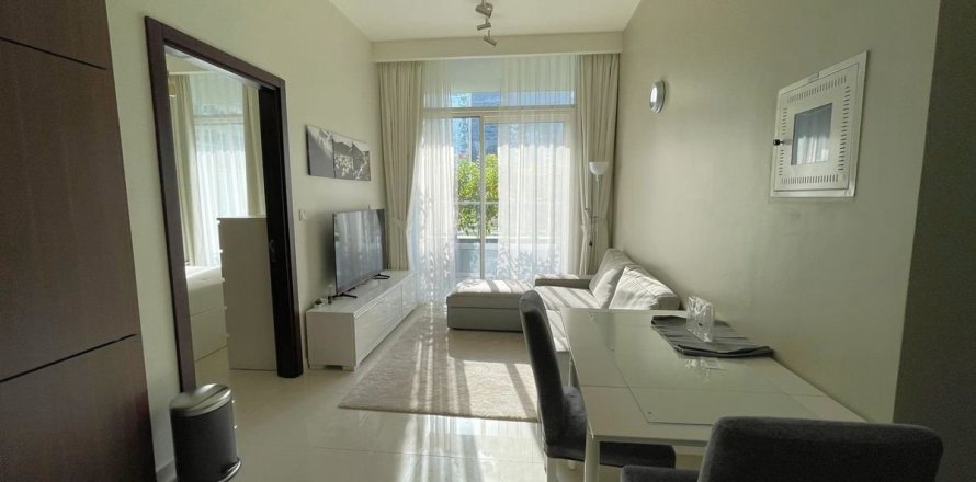 Квартира в Бизнес-Бэе, Дубай, 2 спальни, 67.5м², № 49505