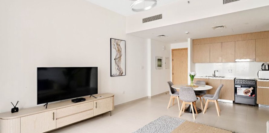Квартира в Дубае, 1 спальня, 66.7м², № 50534