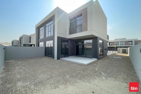 Villa en Dubai, 3 dormitorios, 271.2 m², № 60512 - foto 1