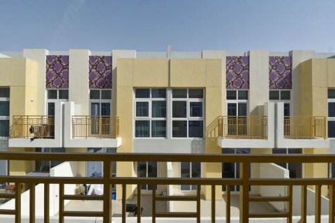 Townhouse in DAMAC Hills (Akoya by DAMAC), Dubai 3 bedrooms, 112.24 sq.m. № 52868 - photo 1