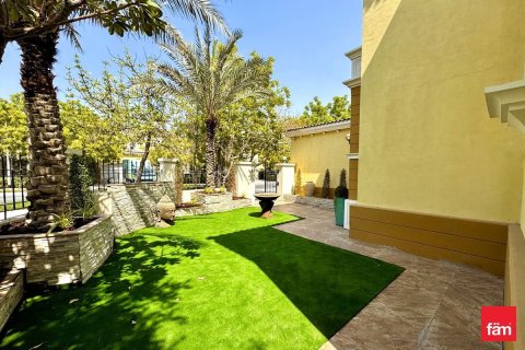 Villa in Dubai 3 bedrooms, 547.1 sq.m. № 59824 - photo 2