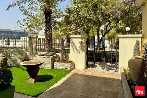 Villa in Dubai 3 bedrooms, 547.1 sq.m. № 59824 - photo 27