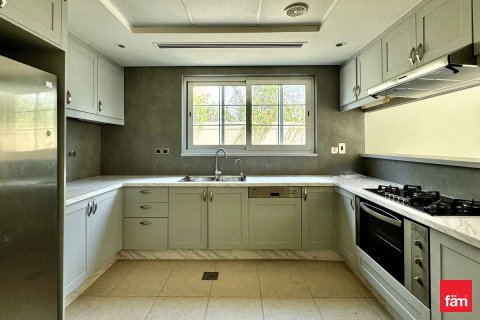 Villa in Dubai 3 bedrooms, 547.1 sq.m. № 59824 - photo 9