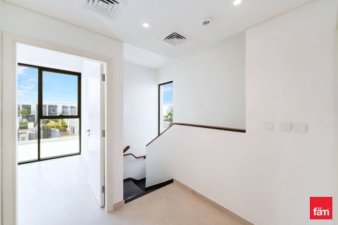 Villa in Dubai 3 bedrooms, 174 sq.m. № 59812 - photo 13