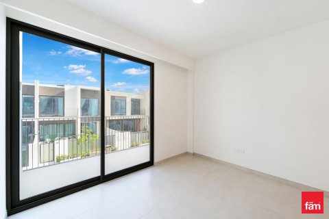 Villa in Dubai 3 bedrooms, 174 sq.m. № 59812 - photo 2