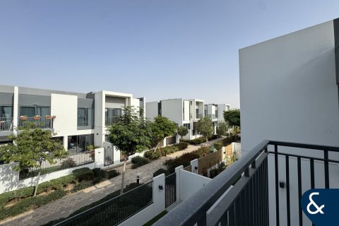Таунхаус в Villanova, Dubai Land, Дубай, 3 спальни, 181м², № 74604