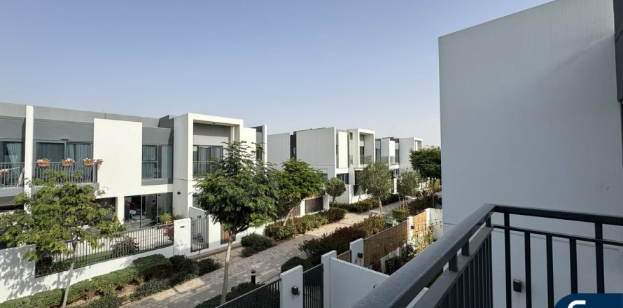Таунхаус в Villanova, Dubai Land, Дубай, 3 спальни, 181м², № 74604