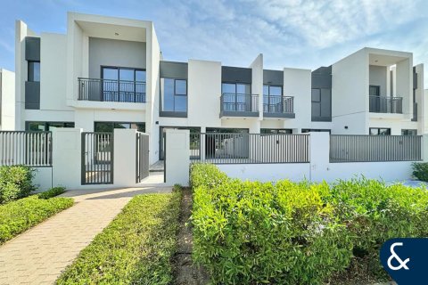 Adosado en Villanova, Dubai Land, Dubai, 3 dormitorios, 181 m², № 74604 - foto 3